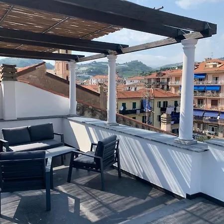 Casa Del Poeta Apartment Riva Ligure Exterior photo
